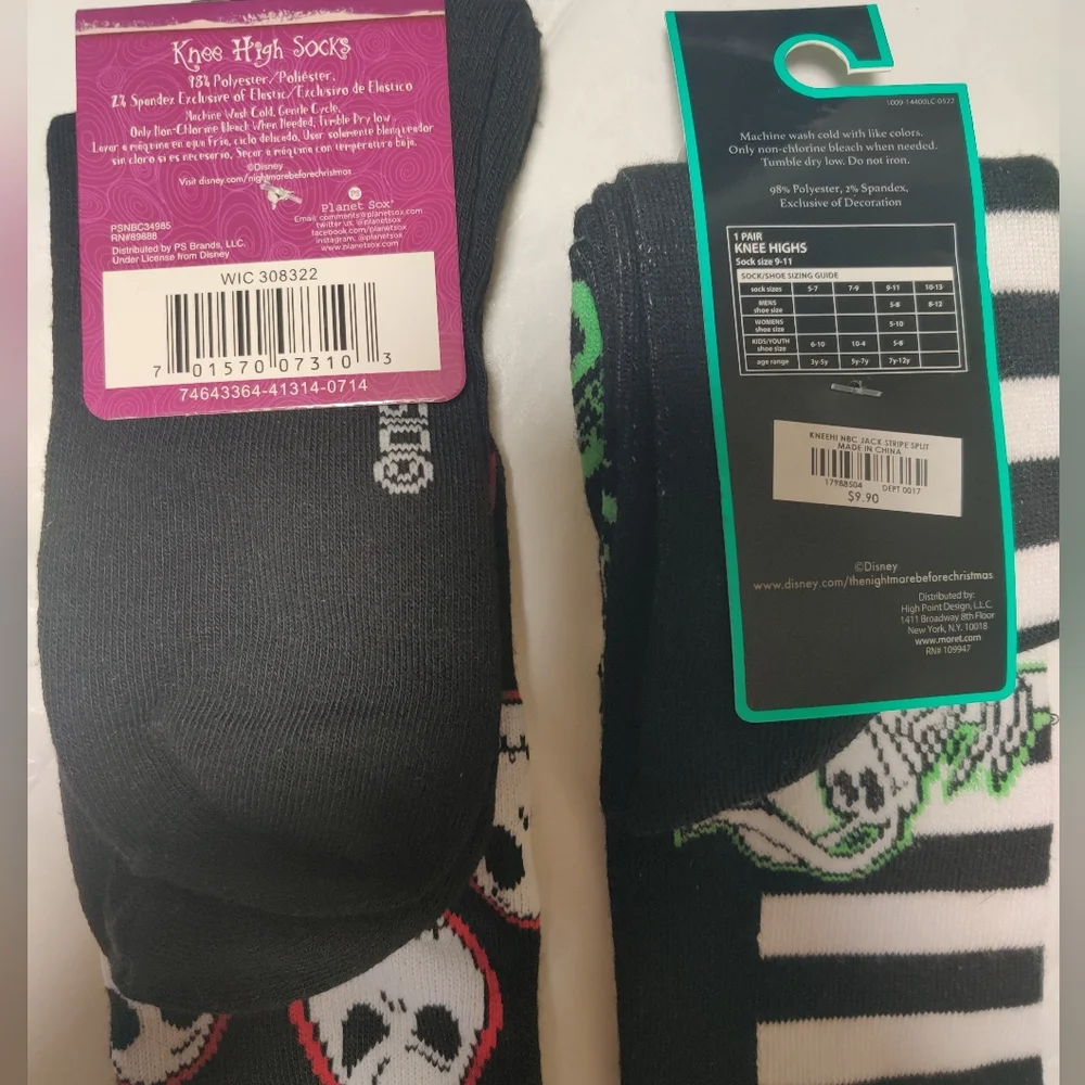 🆕 Nightmare before Christmas 2 pairs of knee high socks w Double Sided gift bag